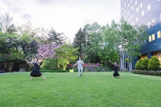 バトン披露にご新郎が乱入!?|札幌パークホテルの写真(46652032)