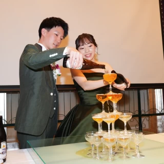 シャンパンタワーではなく”ビールタワー”でゲスト様へおもてなし♪