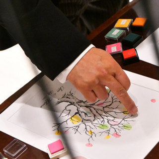 ゲスト様と一緒につくる世界にひつとだけの”結婚証明書”♪