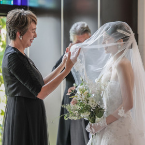 ゲストの皆様に見守られながら誓いと感謝を表現して、皆様との繋がりを感じていただけるお時間を。|藻岩シャローム教会の写真(43062094)