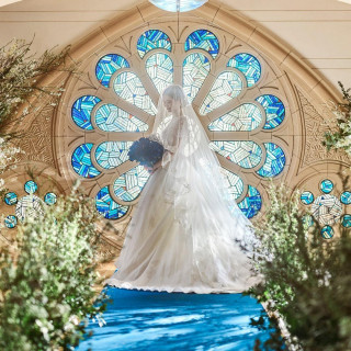 ＜ドレス2着特典＞青ステンド感動チャペル体験＆コース試食付