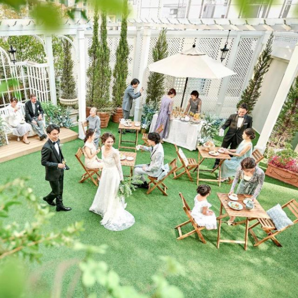 ガーデンでのアフターセレモニーも人気