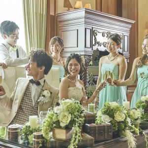 ゲストと距離近く、ホテルウエディングならではのおもてなし