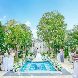 ＼26年6-8月検討の方／世界のビールなど飲料代＆ドレス1着無料♪