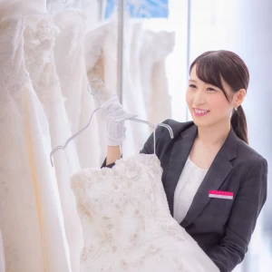 ブライダルフェアに参加すれば、ドレスショップの見学も可能♪常時550着以上の取り揃えがあるデュオなら見応え抜群！|グランシャリオの写真(11422995)