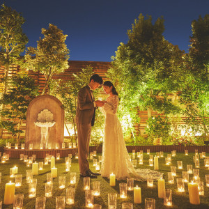 キャンドルの灯りに包まれるナイトガーデンで特別なお写真を|グランシャリオの写真(55201298)