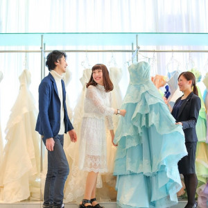 県内最大数の衣装をご用意するドレスショップでお気に入りの1着を見つけよう☆|グランシャリオの写真(20077698)