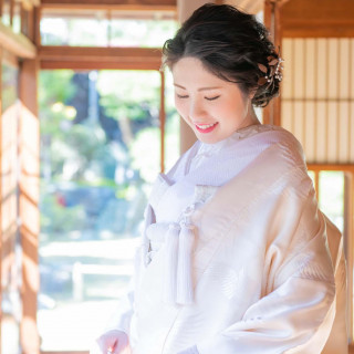 花嫁さんの和装だけでも250着以上。様々な種類から選べて大満足で楽しい打合せに。