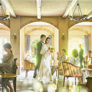 ゆったりとした空間のラウンジはまるでミラノのカフェ気分|プリムローズ/FIVESTAR WEDDINGの写真(42209734)