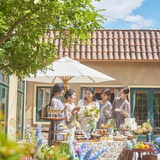 プライベートガーデンではデザートブッフェの演出も