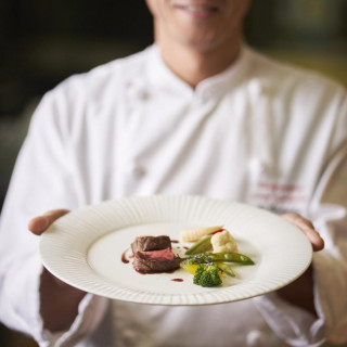 【豪華2万円相当】世界三大高級食材×伊予牛×オマール海老試食