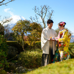日本料理レストラン“花木鳥”には可愛らしい庭園もあります♪和装にピッタリ！|エクシブ山中湖の写真(8308547)