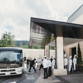 エクシブ山中湖はスタッフ全員でおふたりの門出をお祝いいたします