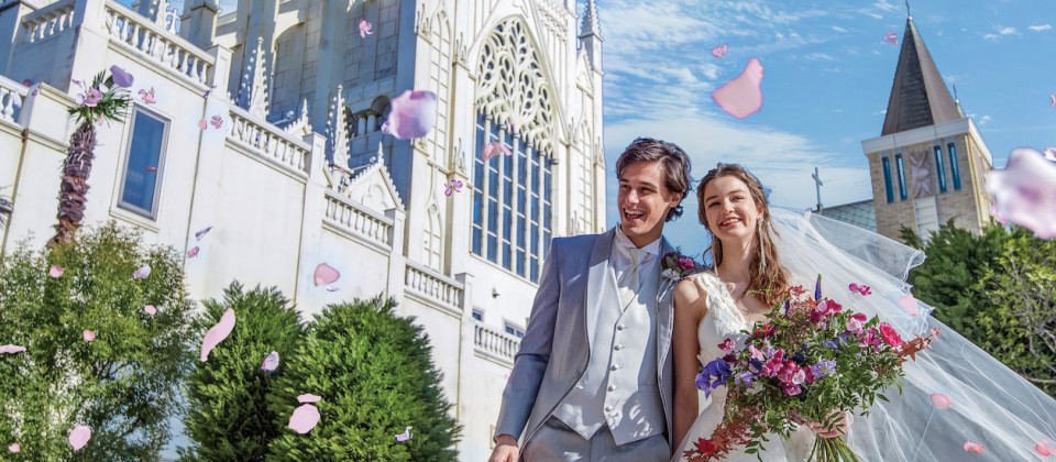 22年 ステンドグラスが特徴 静岡で人気の結婚式場口コミランキング ウエディングパーク