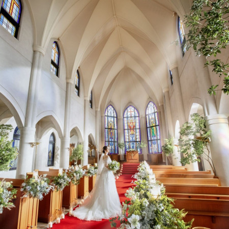 【Chapel】360度ステンドグラスが彩る、幻想的な大聖堂