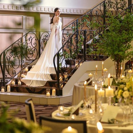 【banquet】階段入場も可能なパーティ会場|ベルクラシック大阪の写真(48917150)