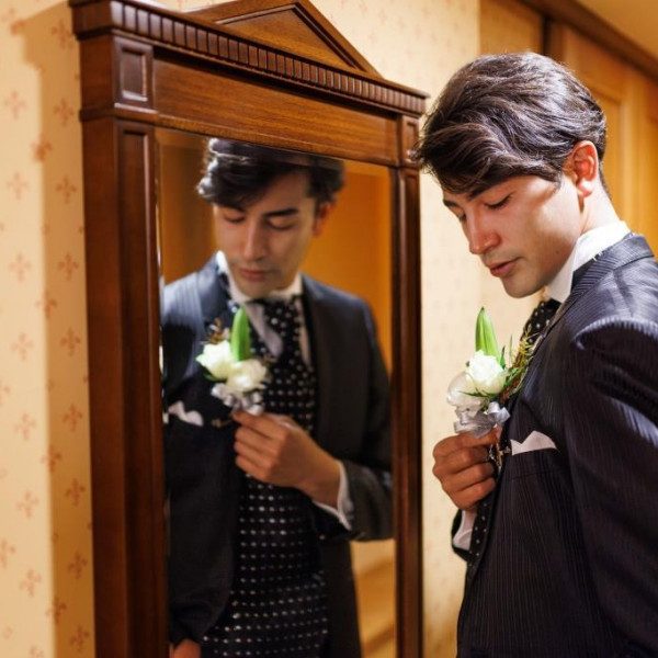 特別な一日は、静かな準備の時間から  館内でのお支度シーンも、大切なフォトウェディングの一コマに