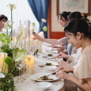 レストランだからこそ、館内はお洒落な造り。華美な装飾をしなくても会場が映える|赤坂ル・アンジェ教会の写真(54501443)