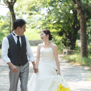 赤坂ル・アンジェ教会の目の前に広がる『舞鶴公園』秋には紅葉、春には桜が咲き誇る、人気のロケーションで撮影ができる|赤坂ル・アンジェ教会の写真(54503568)