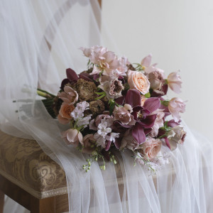 。ドレス姿をより一層美しく魅せるアクセサリー＆小物は、花嫁自身の魅力を最大限に輝かせるヘアメイク|赤坂ル・アンジェ教会の写真(54502092)