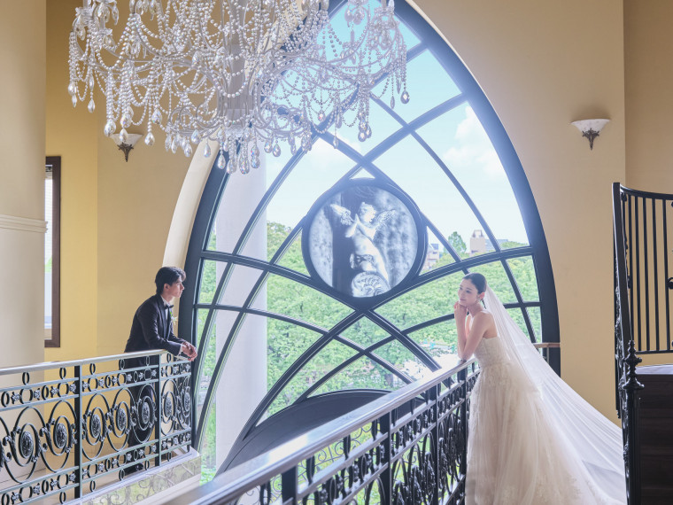 創業100周年を迎えた「TAKAMI BRIDAL」の衣裳