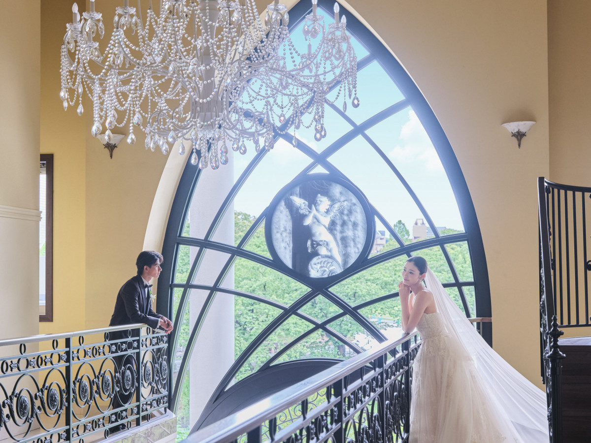  創業100周年を迎えた
「TAKAMI BRIDAL」
各分野のプロが集い、おもてなし