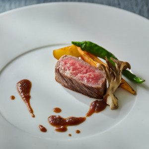 【限定★9品試食】特上の黒毛和牛食べ比べ＆人気演出体験＊料理半額特典付