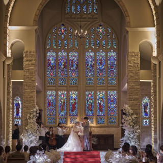 残1【初見学に】支持率No.1！海上リゾート×圧巻の大聖堂×厳選試食