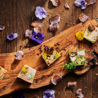 ≪初めての式場見学に≫口コミ高評価！糸島フレンチの贅沢コースを無料試食