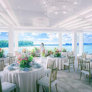 【初見学に】支持率No.1！海上リゾート×絶景会場×厳選コース試食