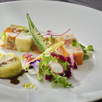 食材本来の味わいを感じていただく美食フルコースで上質なおもてなしが叶う