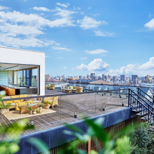 ガーデンから零れる陽光に包まれ、温かな雰囲気の中でアットホームなパーティを叶えて|AMANDAN TERRACE ～アマンダンテラス～の写真(54523491)