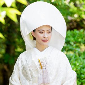 白無垢姿で、純和風な挙式披露宴を|お屋敷・和歌山六三園  （Bridal　Hirakitaプロデュース）の写真(31930739)