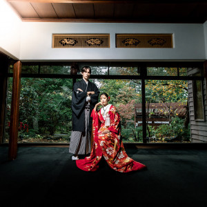 ラウンジスペースではこんなおしゃれな写真も撮影できる。伝統ある日本家屋の中は写真スポットもたくさん。|エルムガーデンの写真(34608693)
