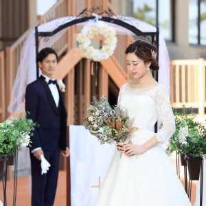 ホテルに併設されたガーデンテラスで行う人前結婚式。|浄土ヶ浜パークホテルの写真(53064547)