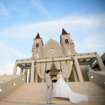 【サンミッシェル大聖堂】余計なものが写らず海外のような1枚に。ドレスのトレーンも美しく