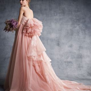 柔らかなピンクのお色味ドレス