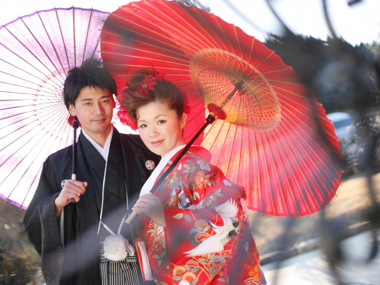 神社で本格的なロケ撮影が可能◎紅葉・桜シーズンがオススメ！