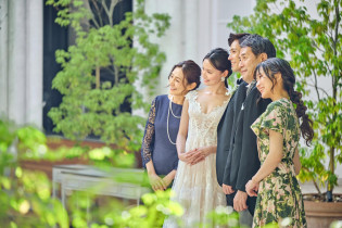 貸切邸宅ならではのお見送り|アーククラブ迎賓館(郡山)/テイクアンドギヴ・ニーズウェディングの写真(56315916)