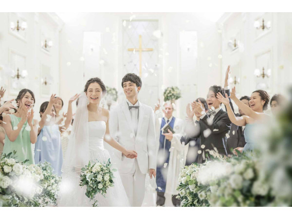 【汚れなく清らかな心を表現】幼い頃の憧れをカタチにした純白のチャペル