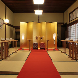 数寄を凝らした和風入母屋書院造りが美しい、歴史ある邸宅「麻生大浦荘」