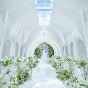 緑が美しいガーデンと光の独立型チャペルの貸切邸宅でウエディング|アーカンジェル迎賓館（仙台）/テイクアンドギヴ・ニーズウェディングの写真(54738494)