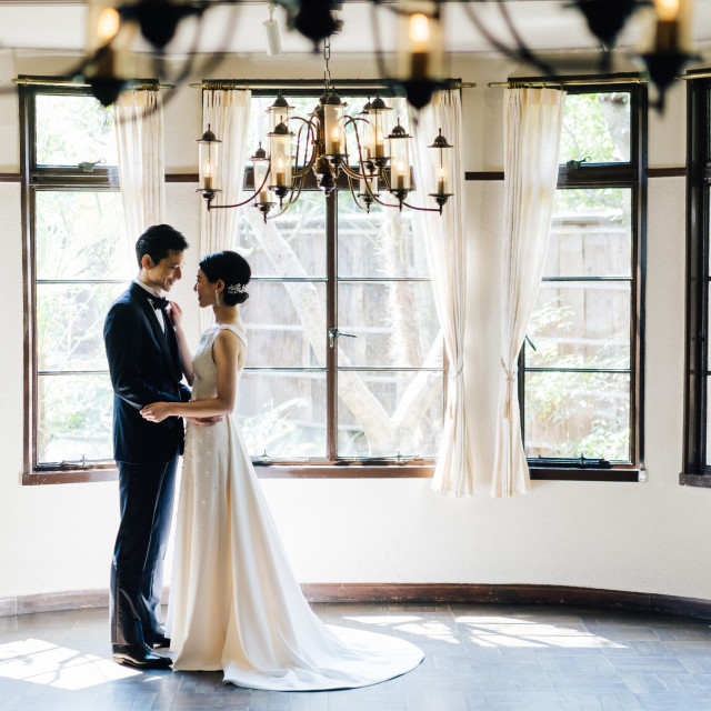結婚式　前撮りセット 岩場・崖でフォトウェディング・前撮り｜ラヴィファクトリー