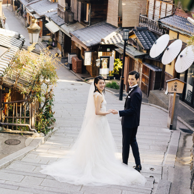 結婚式　前撮りセット 岩場・崖でフォトウェディング・前撮り｜ラヴィファクトリー