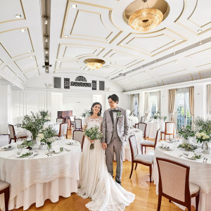 アメリカの邸宅をイメージし、白を基調とした洗練された空間|北山ル・アンジェ教会の写真(55435554)