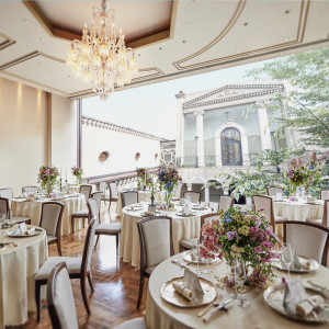 すぐ傍のキッチンからは京都の地元食材や調理法にもこだわる美食をシェフがおもてなし|北山ル・アンジェ教会の写真(55435551)