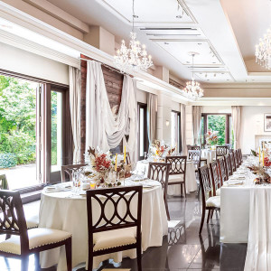 開放的な窓から自然光がたっぷり！|アイネスヴィラノッツェ宝ヶ池（クラウディアホールディングスグループ）の写真(56682682)