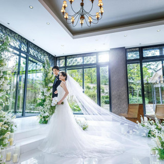 【新春★10大特典付き】森のチャペル×1日貸切邸宅×絶品4万試食