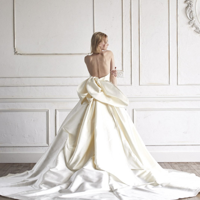 ウェディングドレス・衣装｜アイネスヴィラノッツェ宝ヶ池