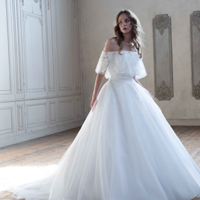 ウェディングドレス・衣装｜アイネスヴィラノッツェ宝ヶ池